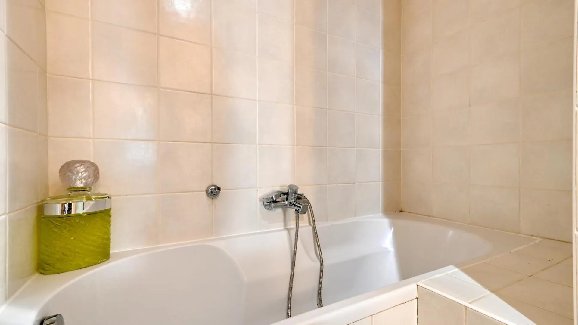 Fiocca Furnished Apartment Marseille